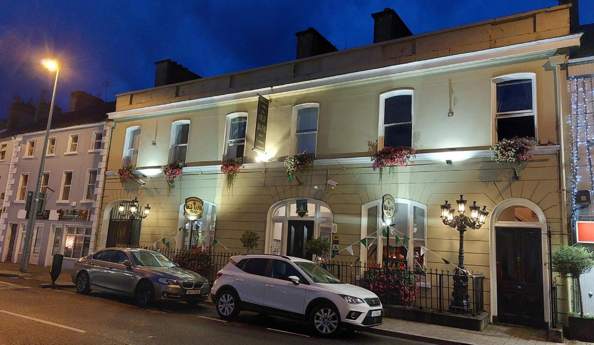 The Old Bank Bruff Family Town House Hotel Exterior photo